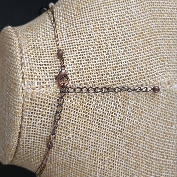 Elegant Pink Floral Necklace and Earring Set. Perfect Condition! - Picture 5 of 10